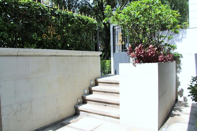 Imagen de los interiores del Hotel Residence L´ Heritage Tennyson By Bluebay. Foto 15