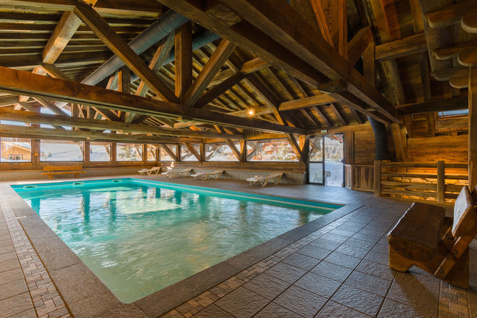 Imagen de la piscina del Hotel Residence Lagrange Vacances Le Village Des Lapons. Foto 15