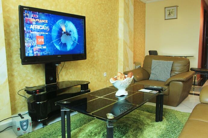 Imagen de la habitación del Hotel Residence Le Carat Akwa. Foto 18