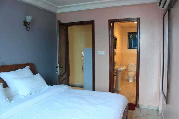 Imagen de la habitación del Hotel Residence Le Carat Akwa. Foto 20