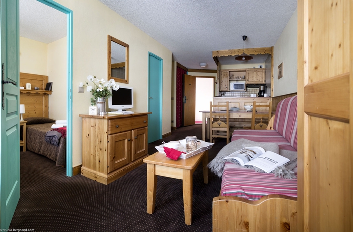 Imagen de los interiores del Hotel Residence Le Cheval Blanc. Foto 7