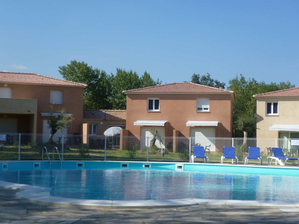 Imagen de la piscina del Hotel Residence Le Domaine De Melody. Foto 11