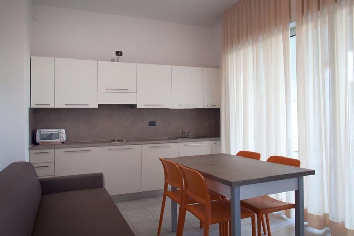 Imagen de la habitación del Hotel Residence Le Querce. Foto 7