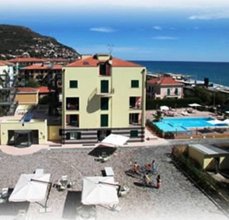 Imagen de la habitación del Hotel Residence Le Saline. Foto 2