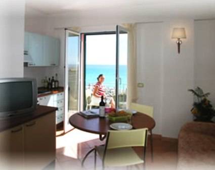 Imagen de la habitación del Hotel Residence Le Saline. Foto 14