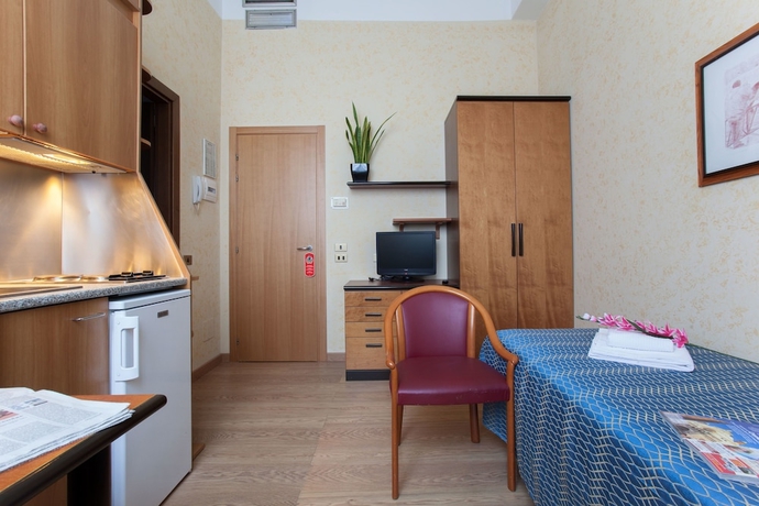 Imagen de la habitación del Hotel Residence Lepontina. Foto 2