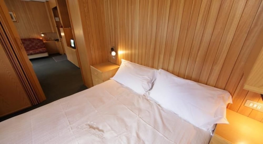 Imagen de la habitación del Hotel Residence Les Coupoles. Foto 10