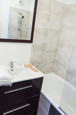 Imagen de la habitación del Hotel Residence Les Demeures Torrellanes - Vacancéole. Foto 12