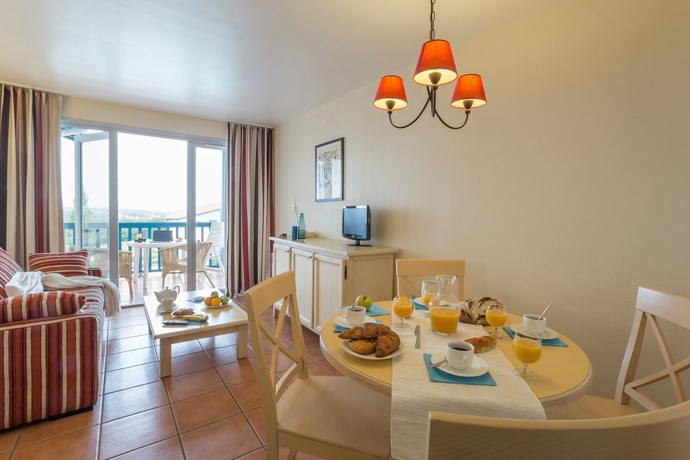 Imagen de la habitación del Hotel Residence Les Terrasses D'arcangues. Foto 6