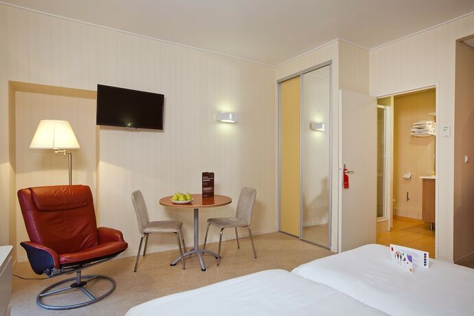 Imagen de la habitación del Hotel Residence Les Thermes. Foto 19
