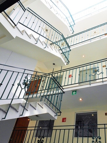 Imagen de los interiores del Hotel Residence L'heritage Aristóteles 140 By Bluebay. Foto 10