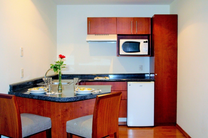 Imagen de la habitación del Hotel Residence L'heritage Aristóteles 225 By Bluebay. Foto 8