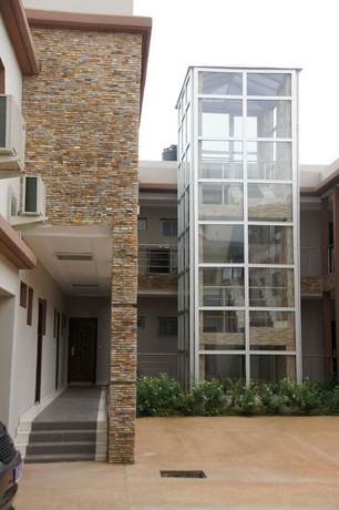 Imagen de los interiores del Hotel Residence Loulou. Foto 19