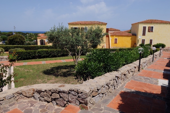 Imagen de los exteriores del Hotel Residence Lu Lamoni. Foto 3