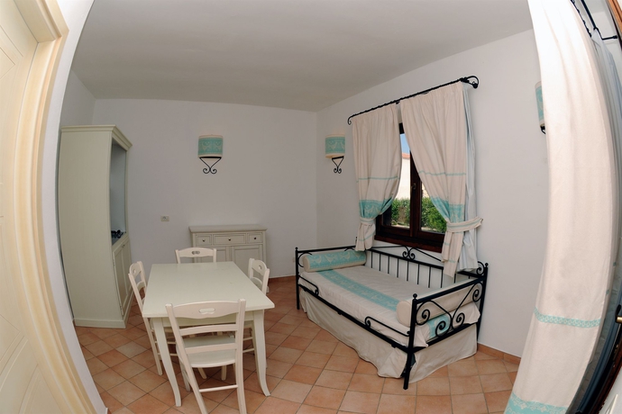 Imagen de los interiores del Hotel Residence Lu Lamoni. Foto 13