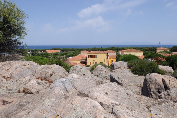 Imagen de los exteriores del Hotel Residence Lu Lamoni. Foto 9