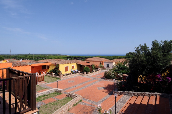 Imagen de los exteriores del Hotel Residence Lu Lamoni. Foto 10