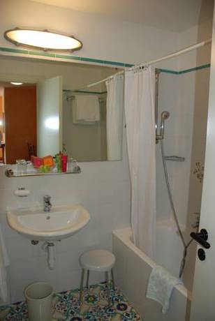 Imagen de la habitación del Hotel Residence L'ulivo. Foto 15