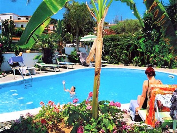 Imagen general del Hotel Residence Luzia By Marinella. Foto 5