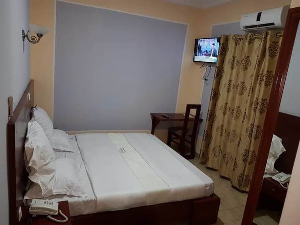 Imagen de la habitación del Hotel Residence Madadjeu, Yaound&eacute;. Foto 5