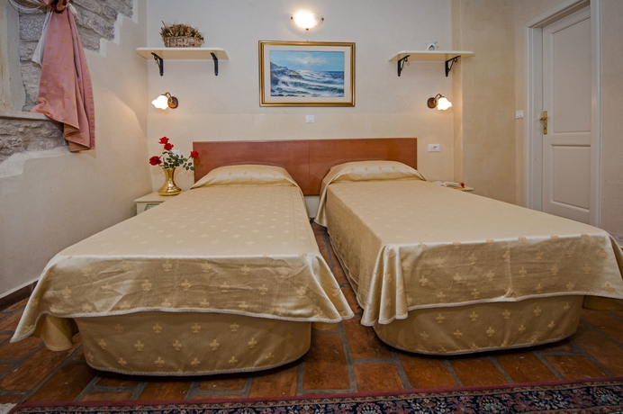 Imagen de la habitación del Hotel Residence Marco Polo, Rovinj. Foto 12
