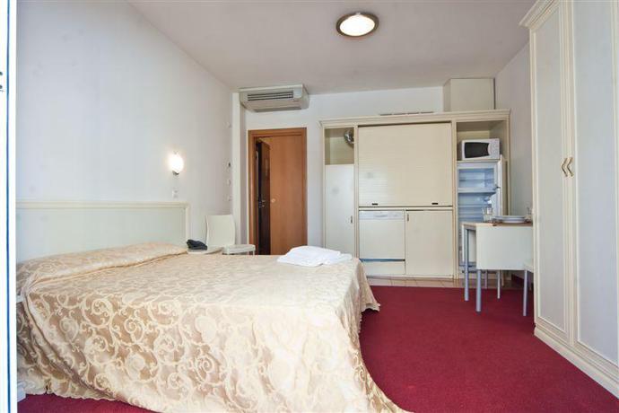 Imagen de la habitación del Hotel Residence Marconi Mare. Foto 2