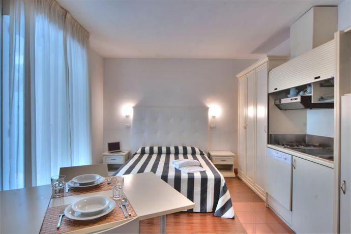 Imagen de la habitación del Hotel Residence Marconi Mare. Foto 3