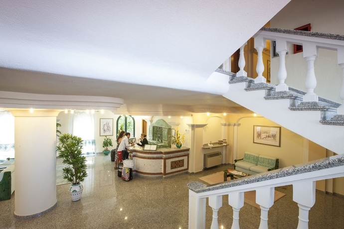 Imagen de los interiores del Hotel Residence Marina Palace. Foto 18