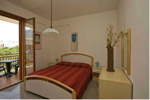 Imagen de la habitación del Hotel Residence Marinella. Foto 5