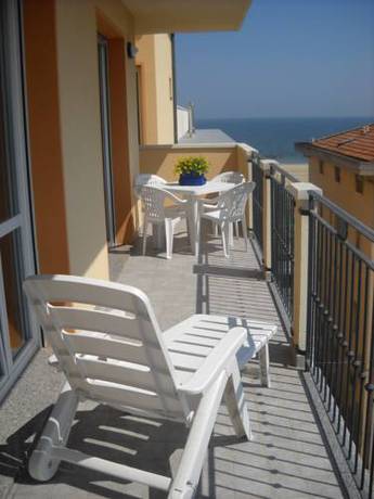 Imagen de la habitación del Hotel Residence Maryel. Foto 5