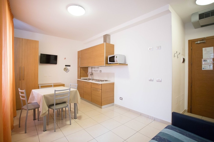 Imagen de la habitación del Hotel Residence Marzia. Foto 13