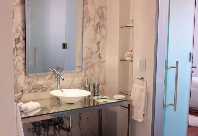 Imagen de la habitación del Hotel Residence Master Suite In Porte&ntilde;o Building. Foto 12