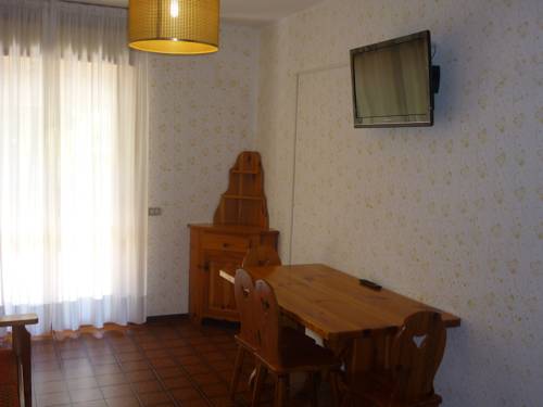 Imagen de la habitación del Hotel Residence Maxi. Foto 8