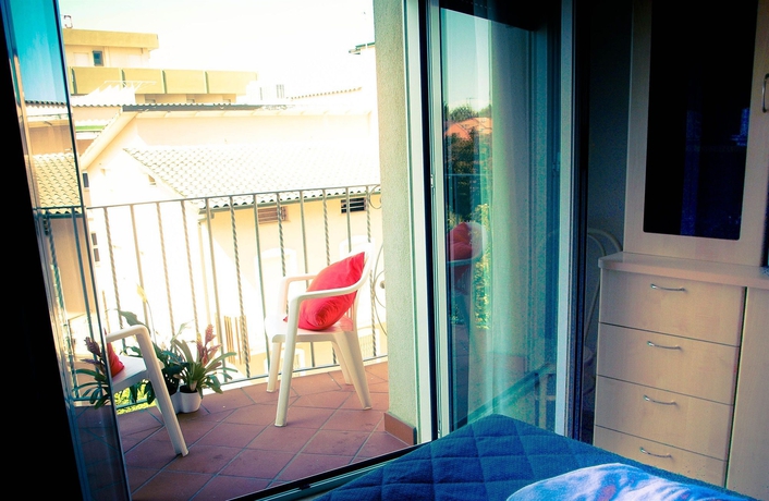 Imagen de la habitación del Hotel Residence Mediterraneo, Rimini. Foto 6
