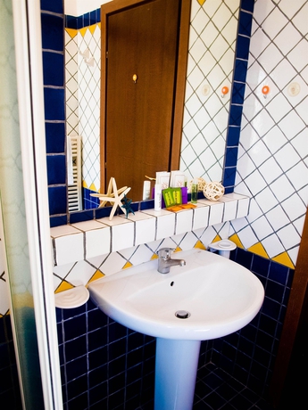 Imagen de la habitación del Hotel Residence Mediterraneo, Rimini. Foto 10