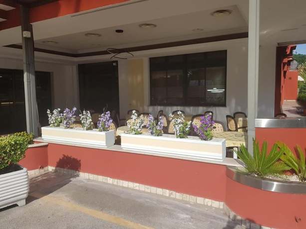 Imagen del bar/restaurante del Hotel Residence Memmina. Foto 2