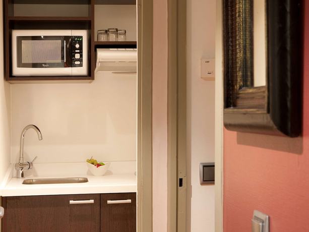 Imagen de la habitación del Hotel Residence Mercure Paris La Defense Grande Arche. Foto 12