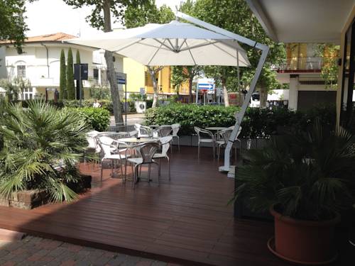 Imagen de los exteriores del Hotel Residence Millennium. Foto 15