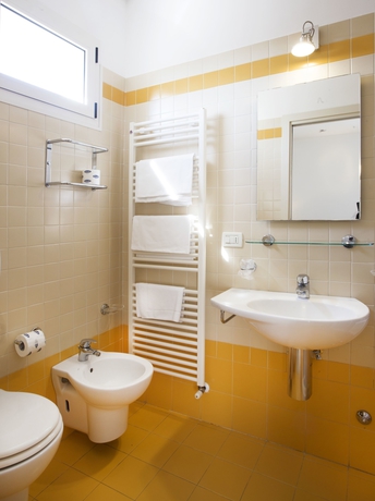 Imagen de la habitación del Hotel Residence Mimosa. Foto 4