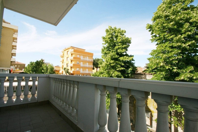 Imagen de los exteriores del Hotel Residence Mimosa. Foto 16