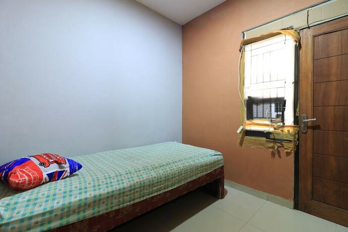 Imagen general del Hotel Residence Minimalis Mampang. Foto 4