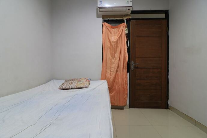 Imagen general del Hotel Residence Minimalis Mampang. Foto 8
