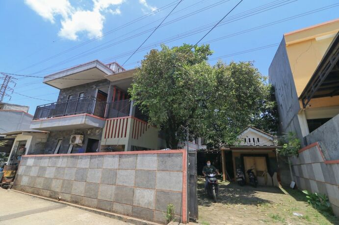 Imagen general del Hotel Residence Minimalis Mampang. Foto 14
