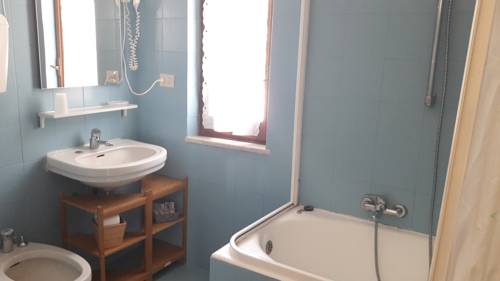 Imagen de la habitación del Hotel Residence Moneglia. Foto 7