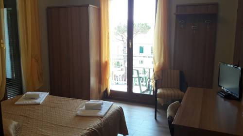 Imagen de la habitación del Hotel Residence Moneglia. Foto 9
