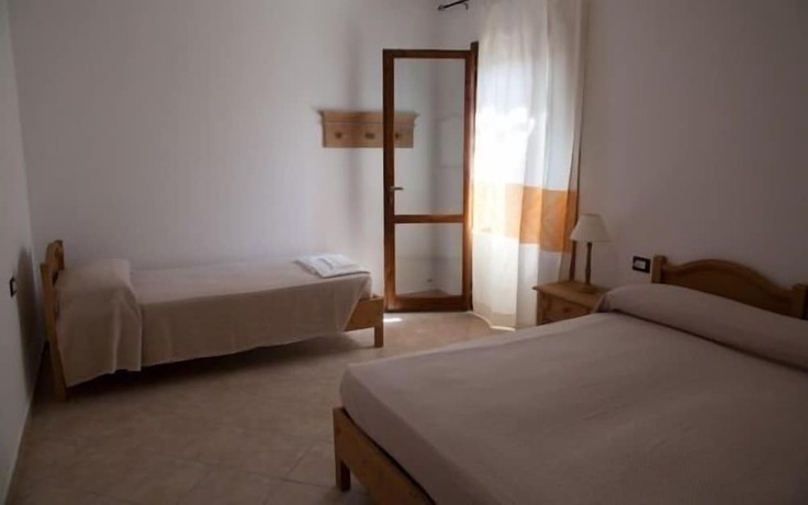 Imagen de la habitación del Hotel Residence Monte Ricciu. Foto 2