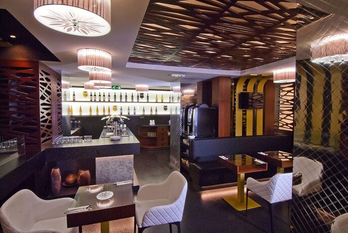 Imagen del bar/restaurante del Hotel Residence Mysterius Old Town. Foto 5