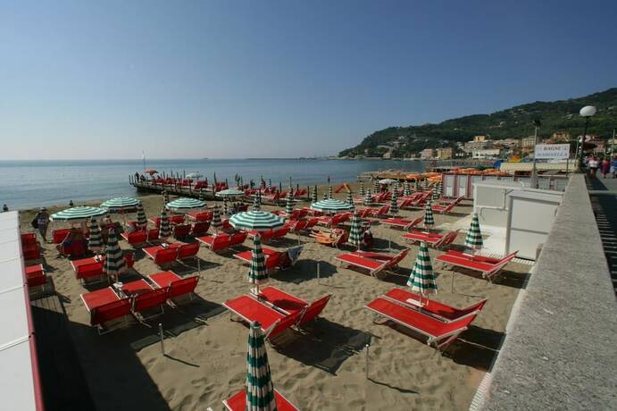 Imagen general del Hotel Residence Palm Beach. Foto 2