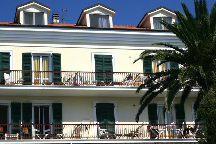 Imagen general del Hotel Residence Palm Beach. Foto 9