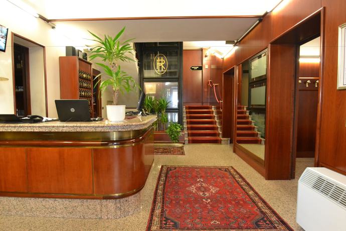 Imagen de los interiores del Hotel Residence, Parma. Foto 16